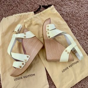 SOLD 💯Authentic LOUIS VUITTON Wedge Sandals